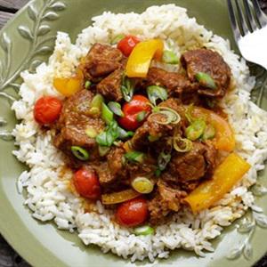 Cách làm bò hầm cà ri và nước cốt dừa