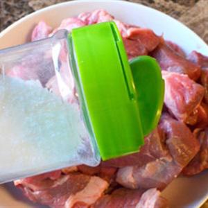 Cách làm bò hầm cà ri và nước cốt dừa