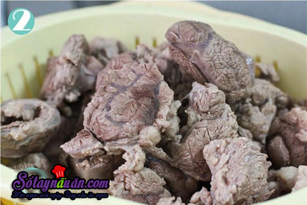 Bò hầm cay xua tan cái rét