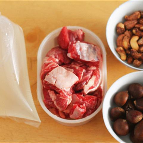 Cách làm bò hầm hạt dẻ