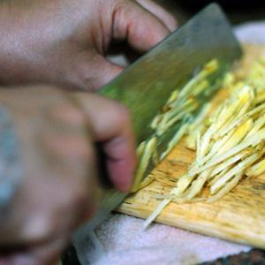 Cách làm bò kho khế