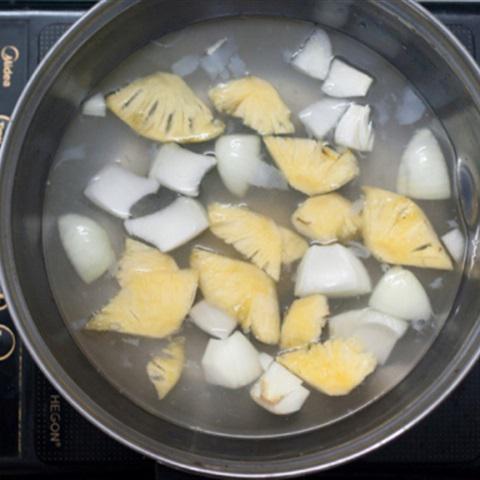 Cách làm bò nhúng giấm và trái dừa