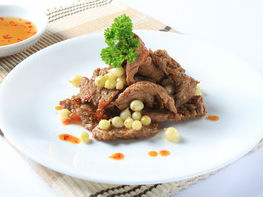 Bò nướng củ nén