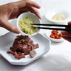 Cách làm bò nướng mắm ruốc