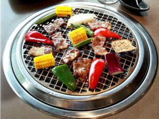 Bò nướng rau củ