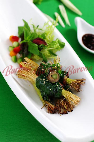 Bò nướng sả cuộn lá lốt