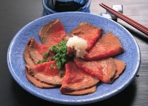 Bò nướng tái chanh