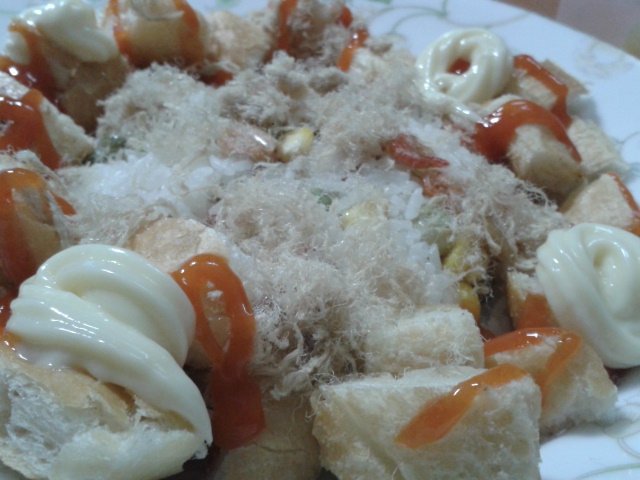 Bỏ ra vài phút trổ tài làm bánh vừng cười giòn thơm hấp dẫn