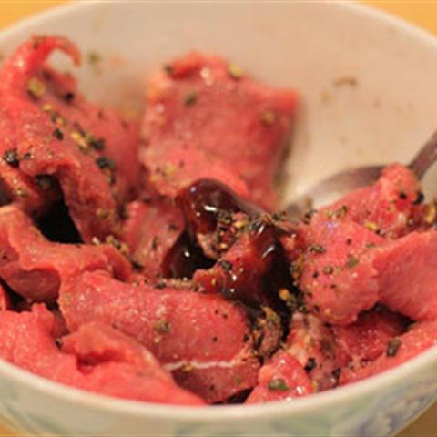 Cách làm bò sốt rau củ