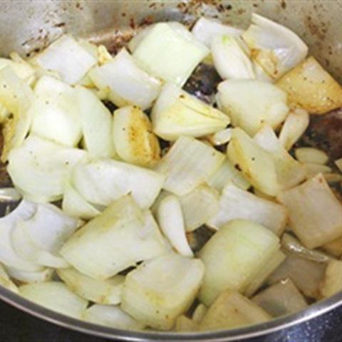 Bò sốt rượu vang