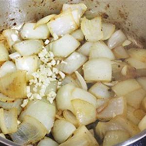 Bò sốt rượu vang