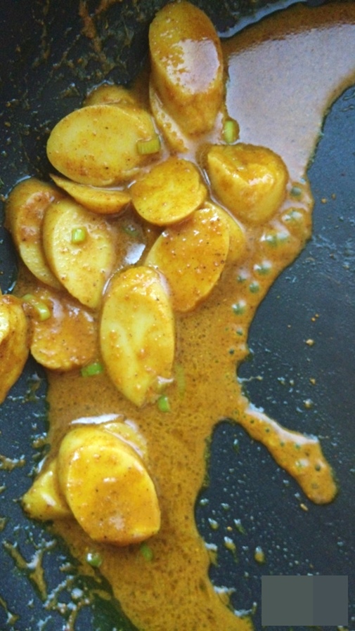 Bổ sung dinh dưỡng với chè quả óc chó và gạo tím