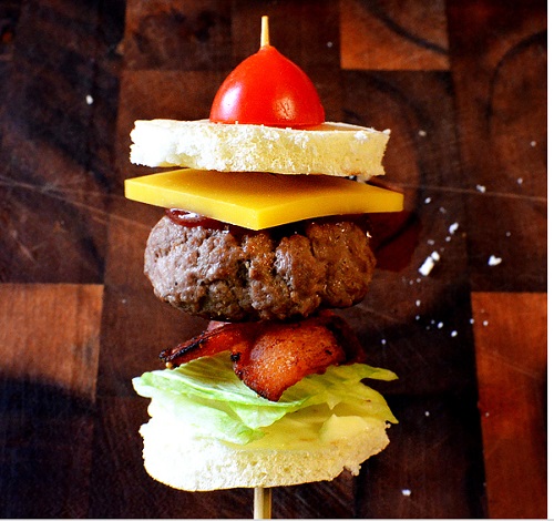 Bổ sung dinh dưỡng với sinh tố chanh dâu đơn giản