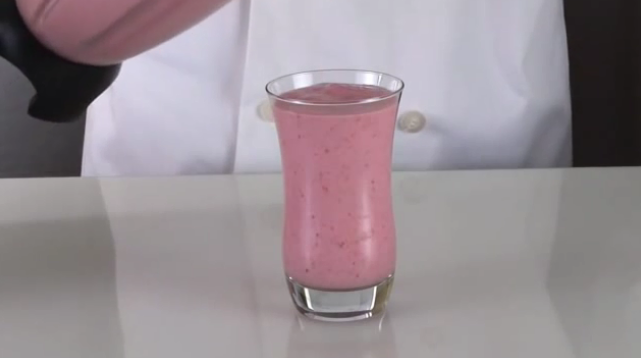 Bổ sung vitamin C tăng sức đề kháng với nước chanh mật ong