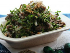 Bò trộn rau đắng