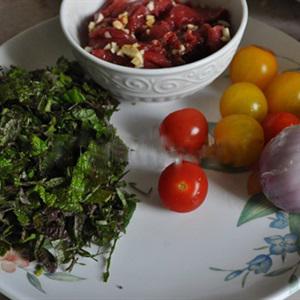 Cách làm bò trộn tía tô