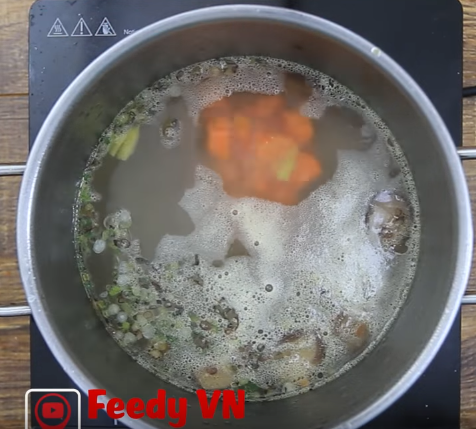 Bỏ túi bí quyết làm bánh khoai lang 3 màu vừa đẹp mắt, vừa ngon miệng