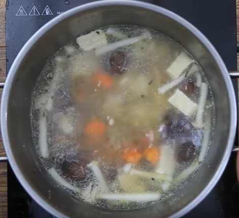 Bỏ túi bí quyết làm bánh khoai lang 3 màu vừa đẹp mắt, vừa ngon miệng