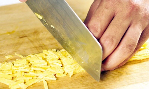 Bỏ túi cách làm bánh chuối ngọt lịm ăn là mê