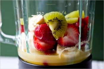 Bỏ túi công thức làm nước ép dứa rau câu chân vịt ngon