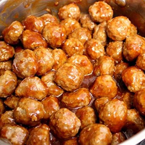 Cách làm bò viên nướng sốt