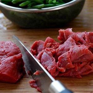 Cách làm bò xào củ sắn