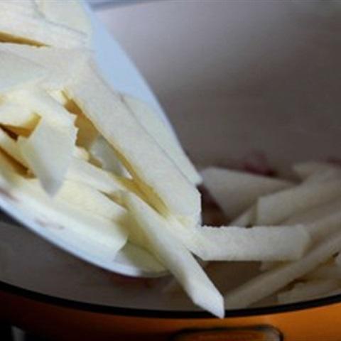 Cách làm bò xào củ sắn