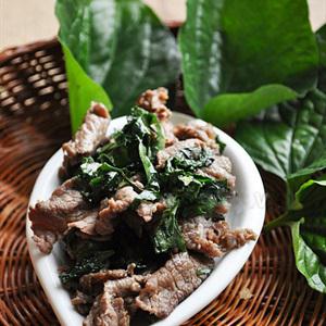 Cách làm bò xào lá lốt