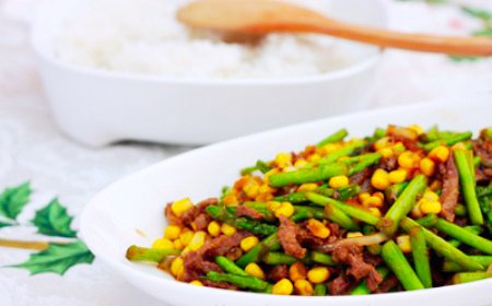 Bò xào măng tây ngô ngọt