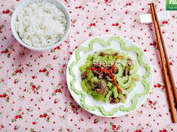 Bò xào mướp đắng