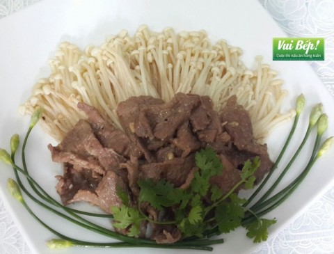 Bò xào nấm kim châm