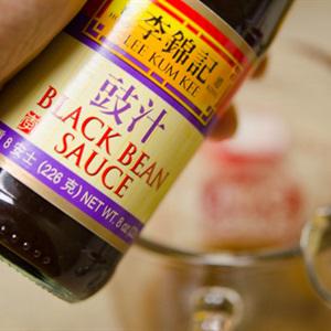 Cách làm bò xào ớt sốt tương đen