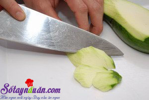 Bò xào xoài xanh thơm ngon lạ miệng