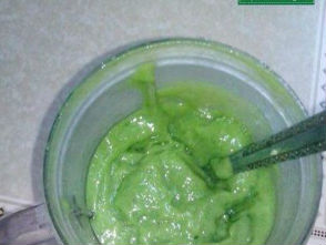 Bơ xay cơm dừa cho bé