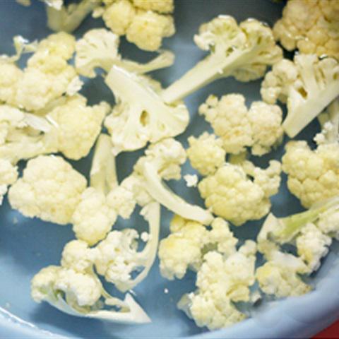 Cách làm bông cải chiên xù