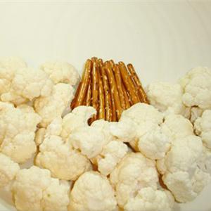 Cách làm bông cải hình cây thông Noel