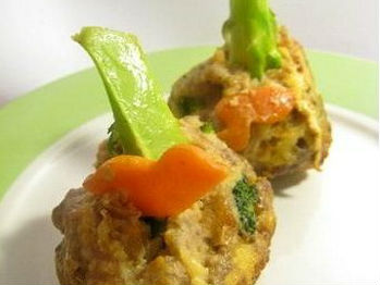 Bông cải xanh bọc thịt