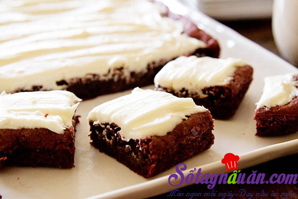 Brownies red velvet mềm ngon quyến rũ