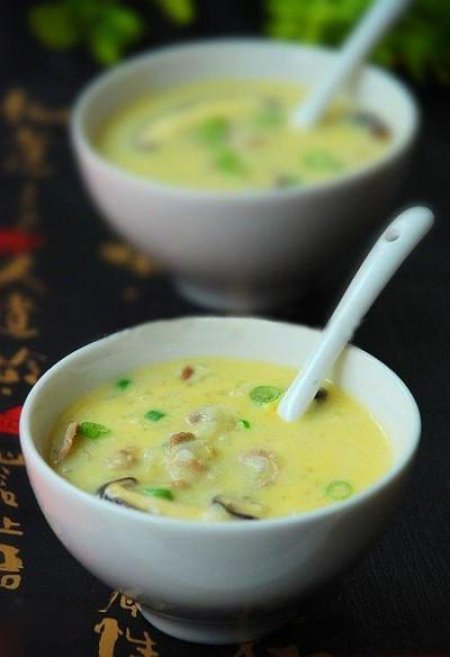 Bữa sáng ấm bụng với cháo trứng - thịt bò