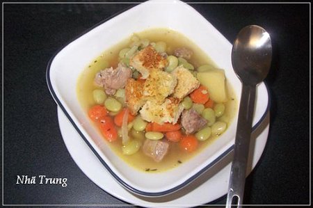 Bữa sáng dinh dưỡng với súp đậu Lima