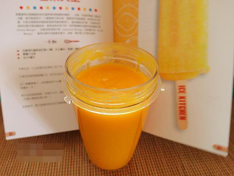 Bữa sáng kiểu Pháp với dâu tây thơm lừng