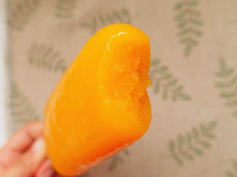 Bữa sáng kiểu Pháp với dâu tây thơm lừng