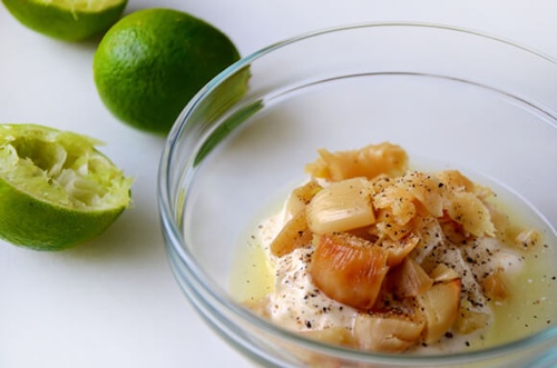 Bữa sáng ngon miệng với bánh mì táo hương quế