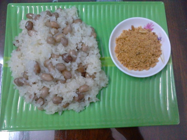 Bữa sáng ngon với xôi đậu phộng