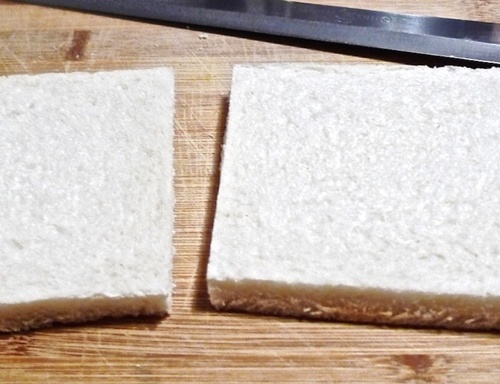 Bữa sáng nhanh gọn với bánh nho ôliu thơm lừng