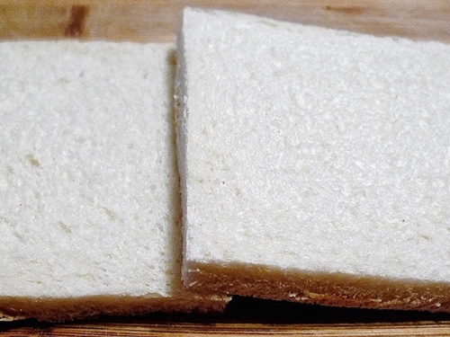 Bữa sáng nhanh gọn với bánh nho ôliu thơm lừng