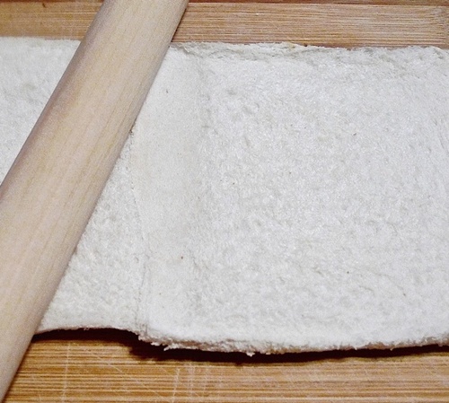 Bữa sáng nhanh gọn với bánh nho ôliu thơm lừng