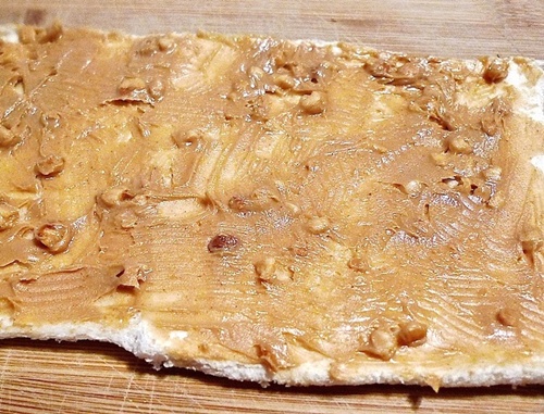 Bữa sáng nhanh gọn với bánh nho ôliu thơm lừng