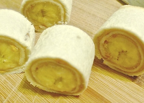 Bữa sáng nhanh gọn với bánh nho ôliu thơm lừng