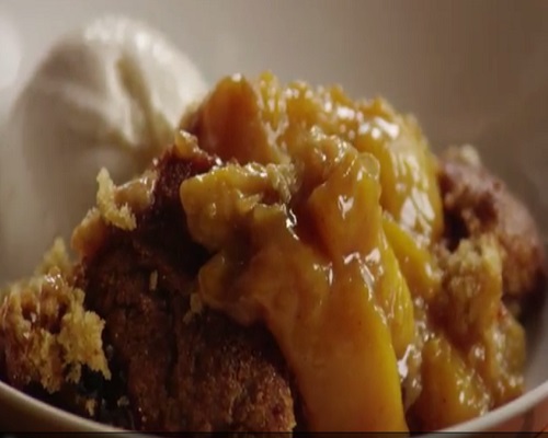 Bữa sáng nhanh gọn với bruschetta dâu tây thơm ngon